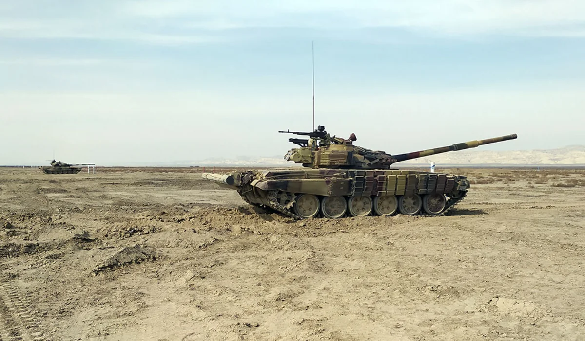 Azərbaycan Ordusunun tank bölmələrinin döyüş hazırlığı yoxlanılıb