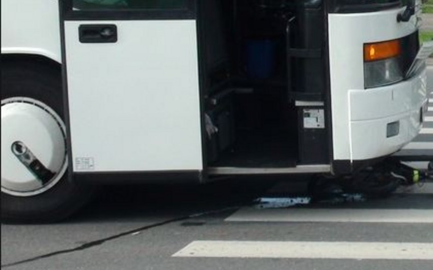 Gəncədə avtobusdan düşən sərnişini maşın vurub