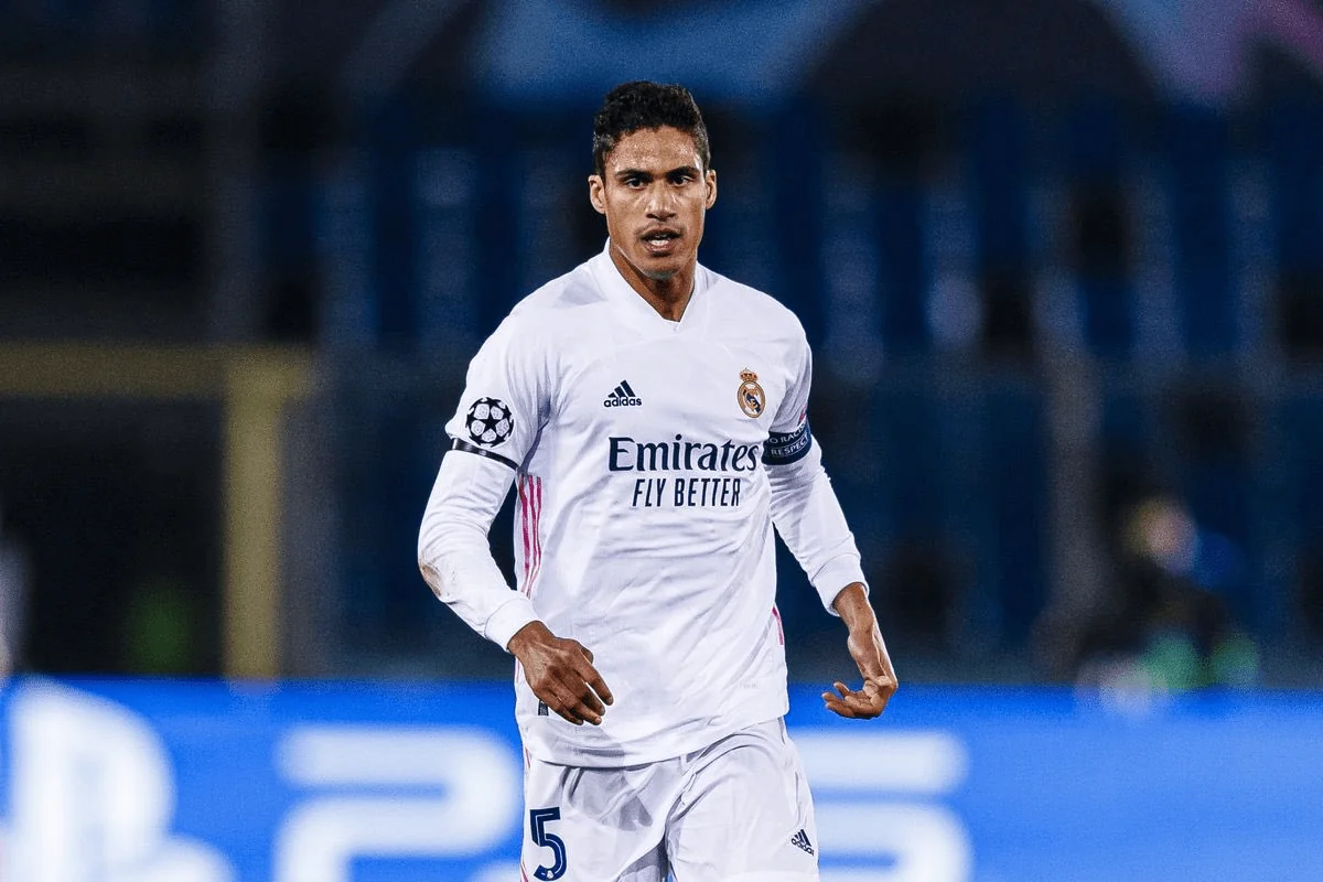Mançester Yunayted Real Madriddən müdafiəçi alır