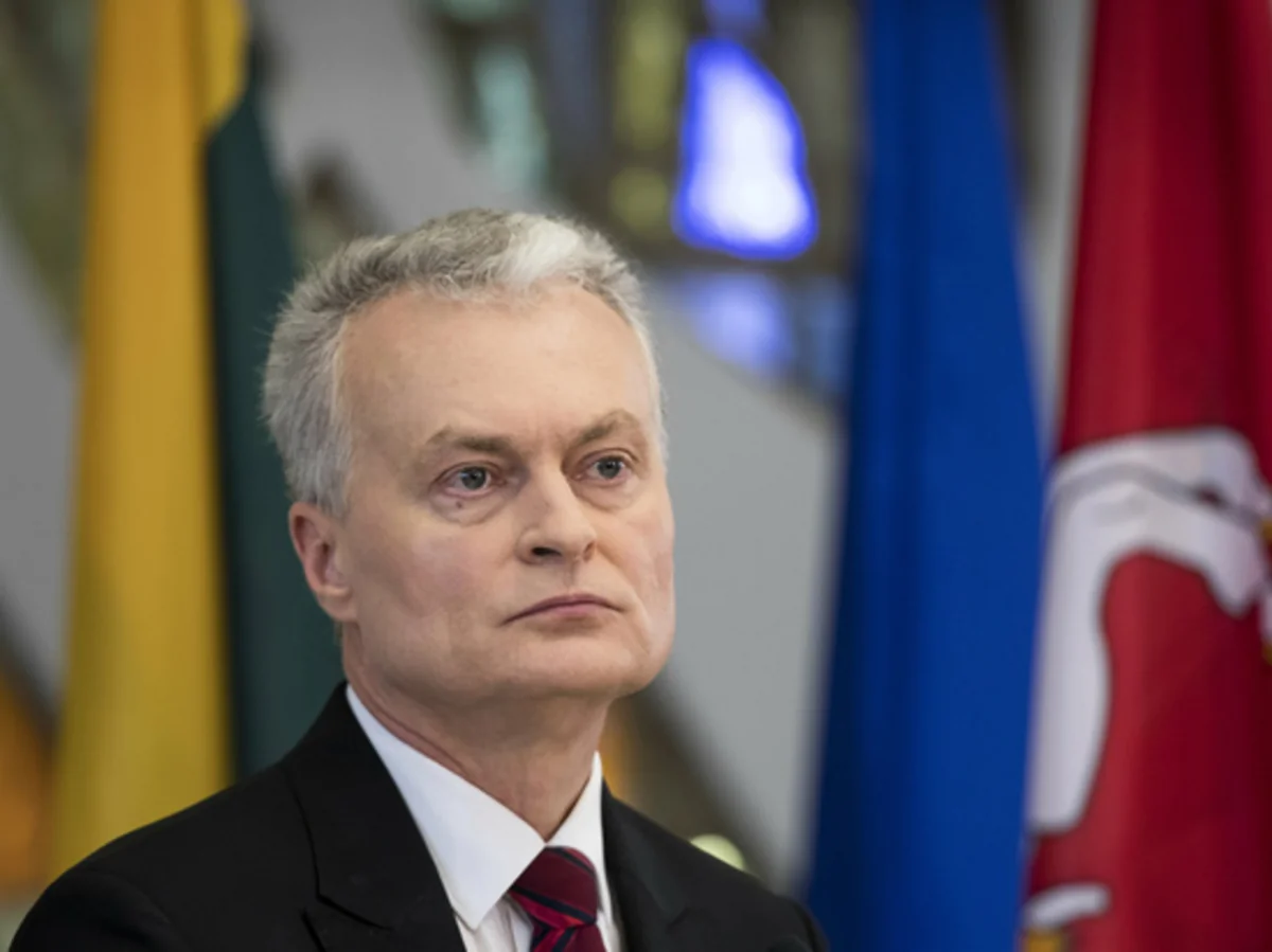 Президент Литвы самоизолируется
