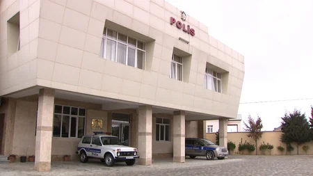 Novxanıda evə oğurluğa girən gənc tutuldu