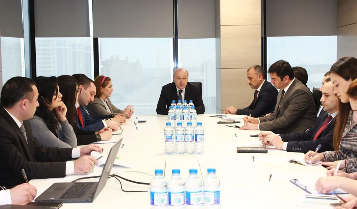 Elektrik təchizatı şəbəkələrinə qoşulmanın yeni qaydaları müzakirə olunub