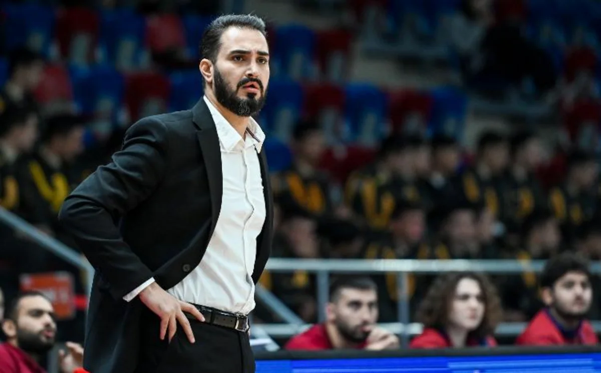 Gəncənin baş məşqçisi: Rəqib komandanı yaxşı mübarizəsinə görə təbrik edirəm