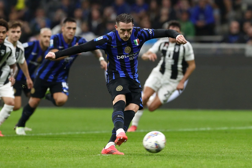 İnterin futbolçusu iki ayadək yaşıl meydanlardan kənarda qalacaq