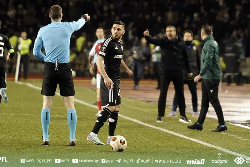 Qarabağın futbolçusu hakimi təhqir etdiyi üçün cəzalandırılıb