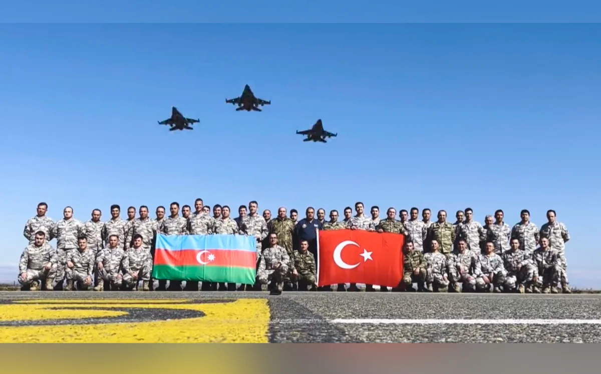 Türkiyə Milli Müdafiə Nazirliyi Azərbaycan Ordusu ilə birgə təlimlərdən görüntülər yayıb