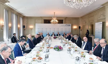 Prezident İlham Əliyev Münhen Təhlükəsizlik Konfransı çərçivəsində enerji siyasətinə dair dəyirmi masada iştirak edib