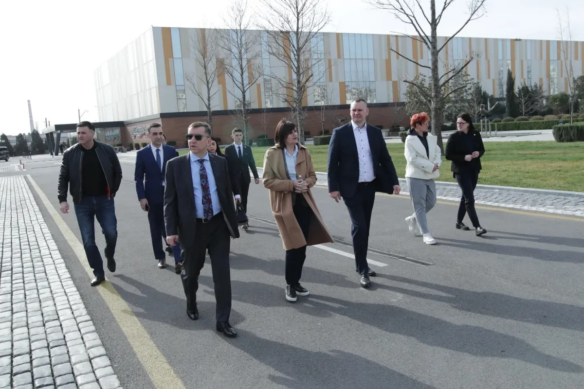 Litva rəsmiləri Milli Gimnastika Arenasında olublar