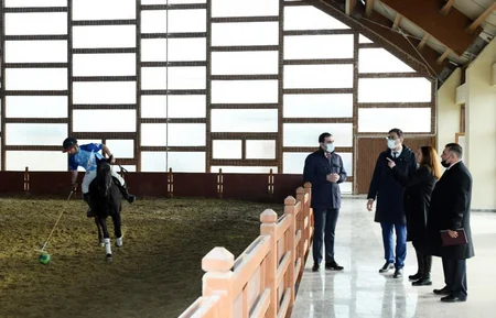 Fərid Qayıbov Binə Atçılıq Mərkəzində olub