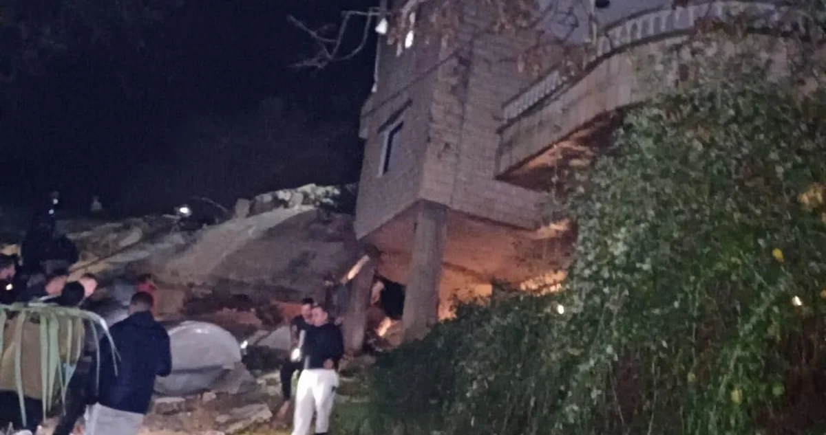 Livanda bina çöküb, ölənlər var