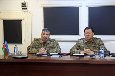 Zakir Həsənov ön idarəetmə məntəqəsində olub - VİDEO