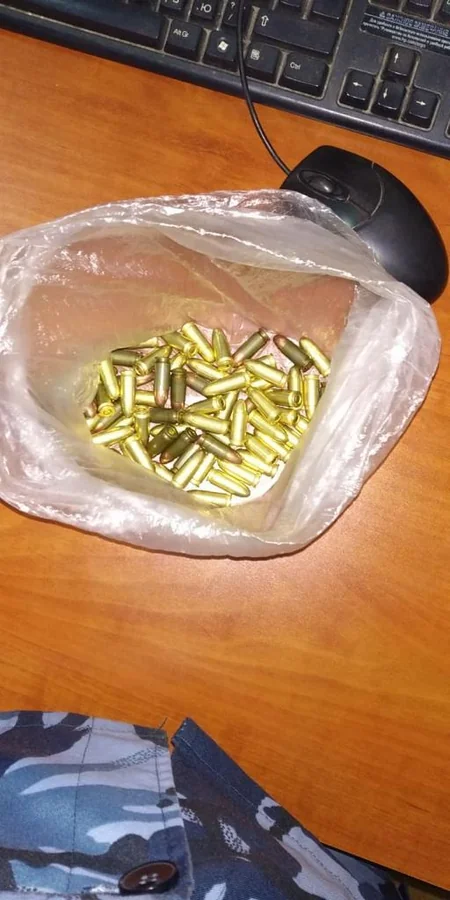 Gömrükçülər Rusiya vətəndaşında 75 ədəd güllə aşkarlayıblar