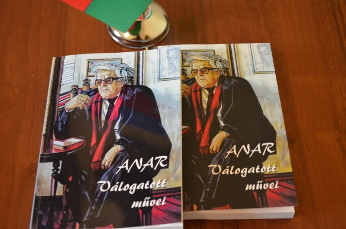 Xalq yazıçısı Anarın Seçilmiş əsərləri macar dilində çap olunub