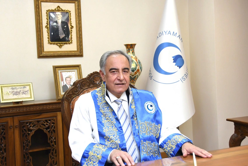 Adıyaman Universitetinin rektoru: “Türkiyə bu matəmli günlərdə yenə də ilk dəstəyi qardaş Azərbaycandan aldı”
