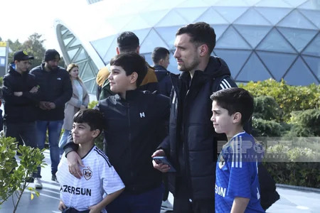 UEFA Avropa Liqasında mübarizəni dayandıran Qarabağ Vətənə qayıdıb