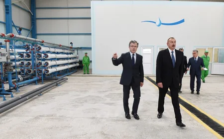Prezident Salyanın Xıdırlı kəndində dəniz suyunun duzsuzlaşdırılması kompleksinin fəaliyyəti ilə tanış olub