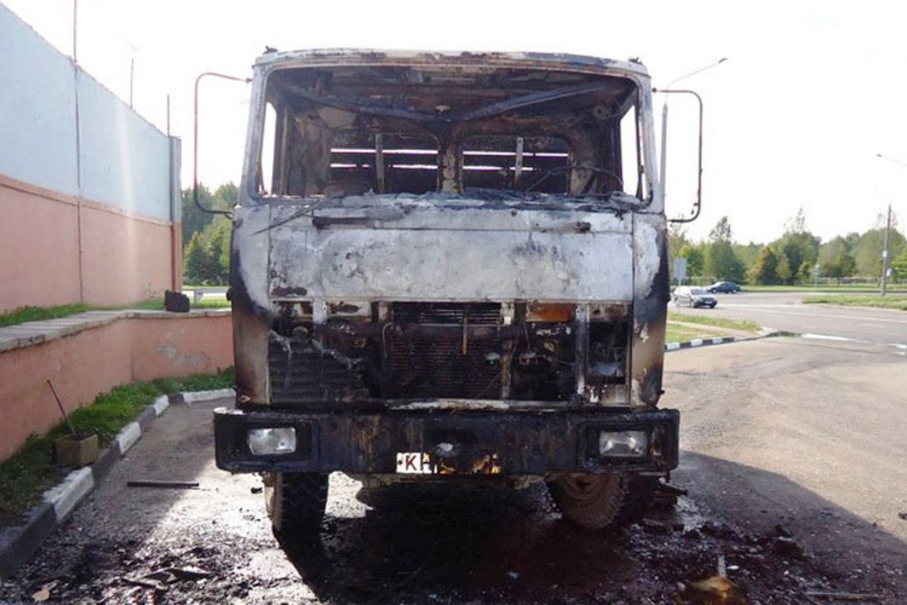 Hacıqabulda yük maşını yanıb