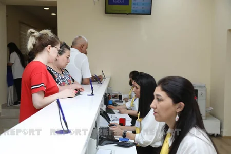 “Azərpoçt”un yenilənmiş Abşeron filialının açılışı olub