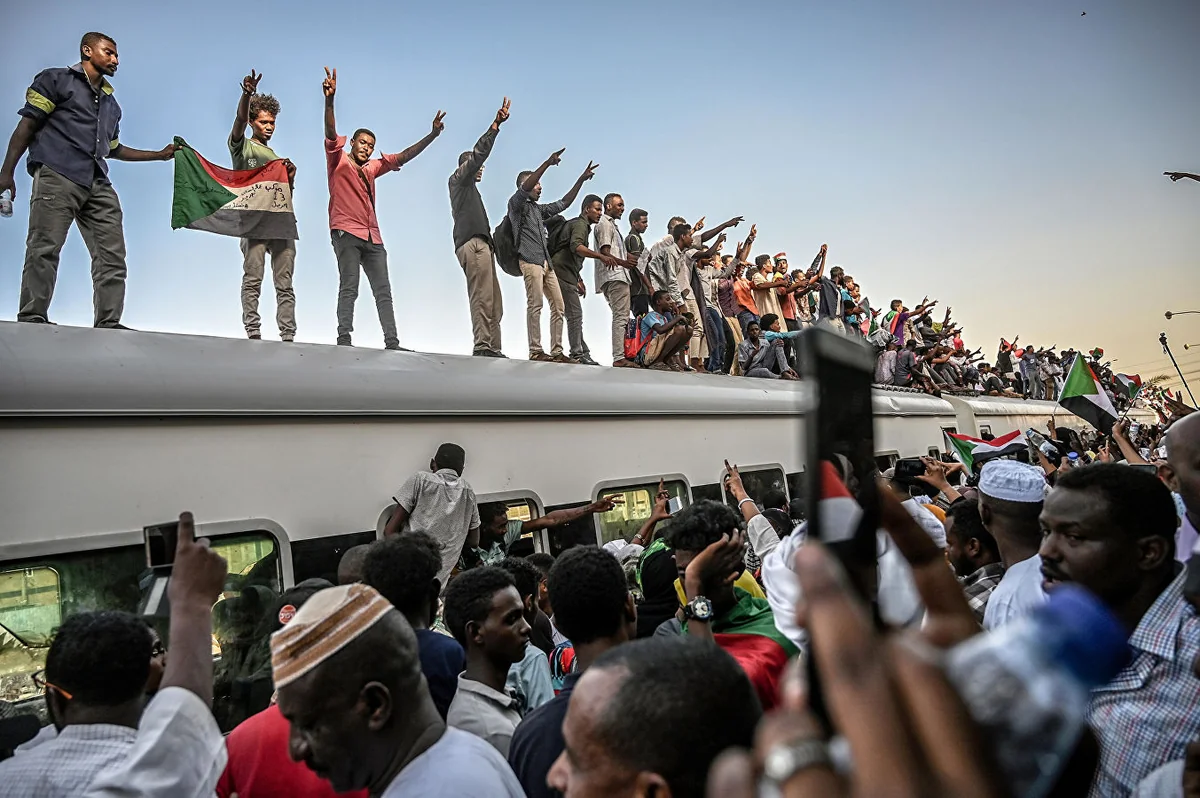 Sudan müxalifəti ümumi tətil elan edib
