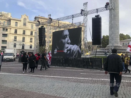 В Тбилиси завершился митинг сторонников Саакашвили