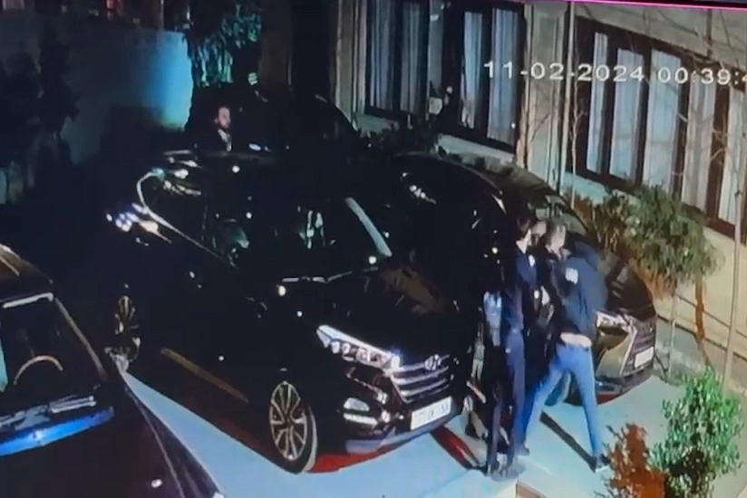 Bakıda Pubın həyətində kütləvi dava olub - VİDEO