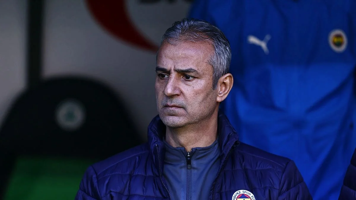 Fənərbağçanın baş məşqçisi azərbaycanlı hücumçudan çəkinir
