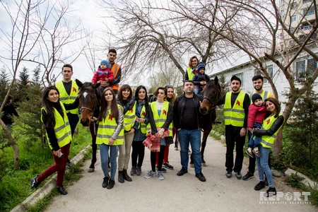 Atların müalicə etdiyi insanlar - REPORTAJ