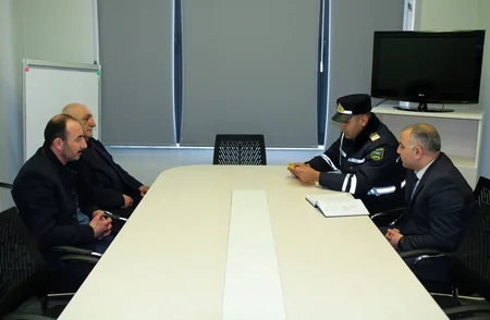 BNA yol hərəkətini pozan sürücü ilə bağlı məlumatları Yol Polisinə təqdim edib
