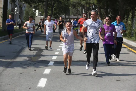 Heydər Əliyev Fondunun təşəbbüsü ilə keçirilən “Gəncə Marafonu - 2017” maraqlı anlarla yadda qalıb