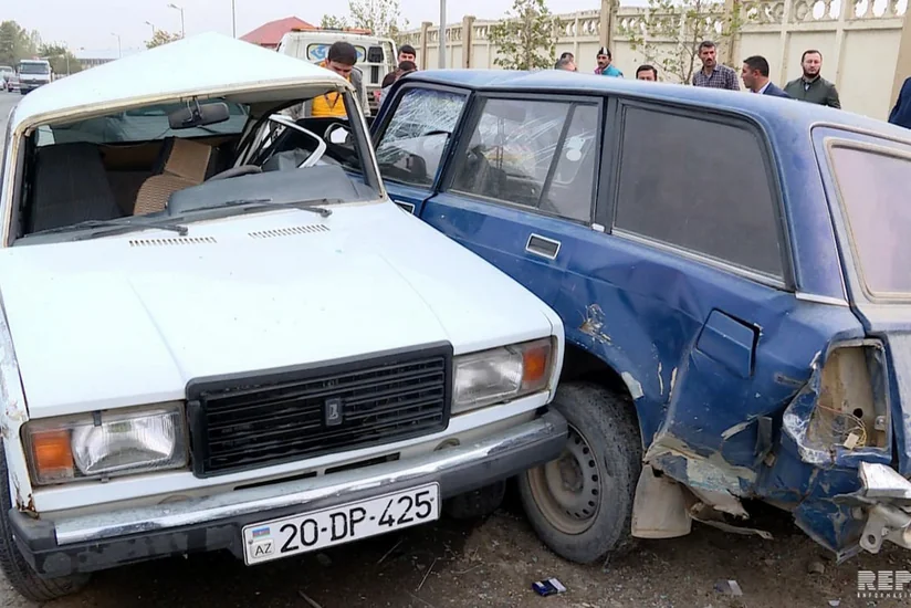 В Гяндже столкнулись 5 автомобилей, есть пострадавшие