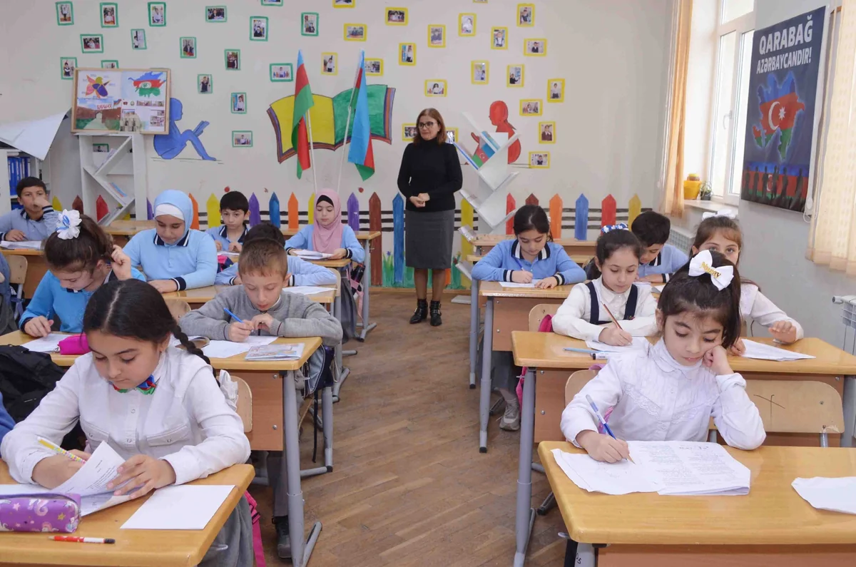 Mayın 5-də IV sinif şagirdlərinin yerdəyişməsi dayandırılacaq