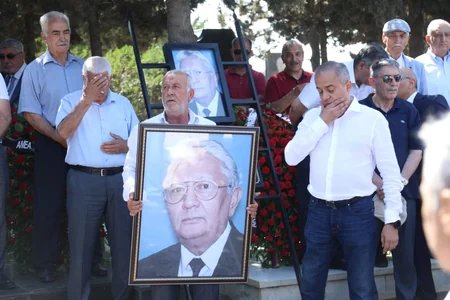 Eldar Salayev dəfn olunub - YENİLƏNİB-2