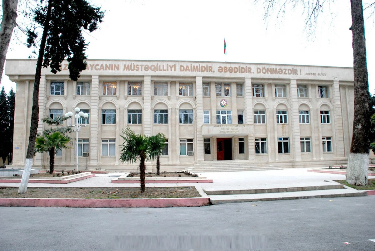 İcra Hakimiyyəti Göyçayda məmurların işdən çıxmaq üçün kütləvi şəkildə ərizə yazmaları barədə iddialara münasibət bildirib