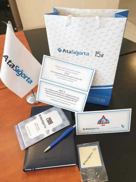 Bakıda yol polisi qadın sürücüləri təbrik edib - FOTO - VİDEO - YENİLƏNİB