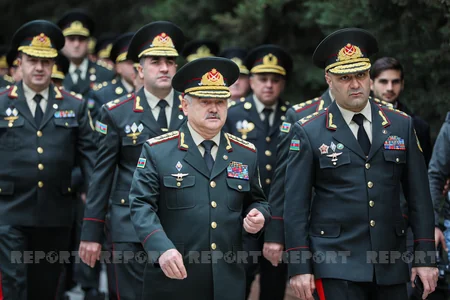 Azerbaijani people commemorate National Leader Heydar Aliyev