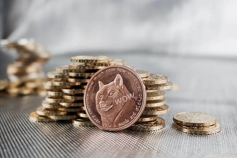 SpaceX отправит к Луне спутник, оплаченный криптовалютой