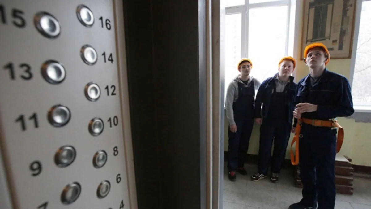 Five people died as a result of elevator collapse in Moscow