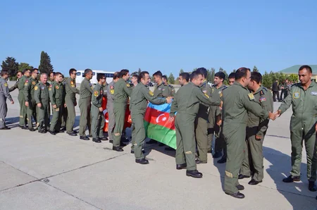 Another group of Turkish military aviation participating in the TurAz Qartalı-2017 arrive in Azerbaijan - VIDEO