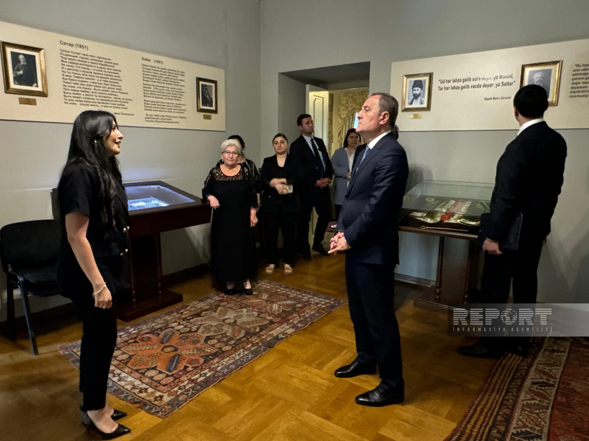 Ceyhun Bayramov Tbilisidə Azərbaycan Mədəniyyəti Muzeyini ziyarət edib