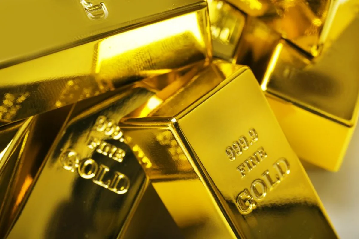 Gold prices fall slightly on US inflation data