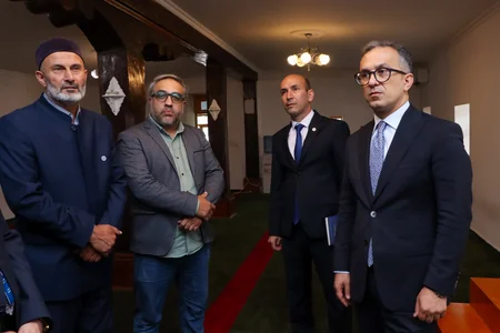 Ramin Məmmədov Qusardakı “Mustafa Kazdal” və Həsənqala kənd məscidlərini ziyarət edib