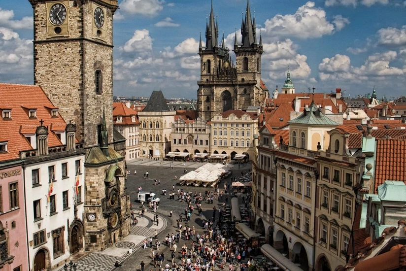 Czech Republic to fine workers refusing to take coronavirus test