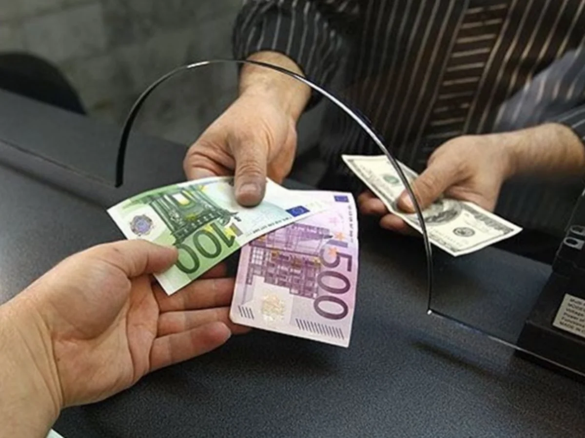 Rusiyadan Azərbaycana pul köçürmələri azalıb