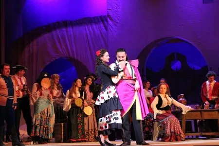 Rusiyanın Böyük Teatrının azərbaycanlı solisti Bakıda səhnəyə çıxıb