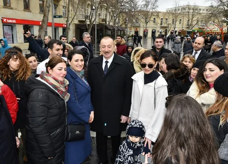 Prezident İlham Əliyev Novruz bayramı münasibətilə ümumxalq şənliyində iştirak edib - YENİLƏNİB-3