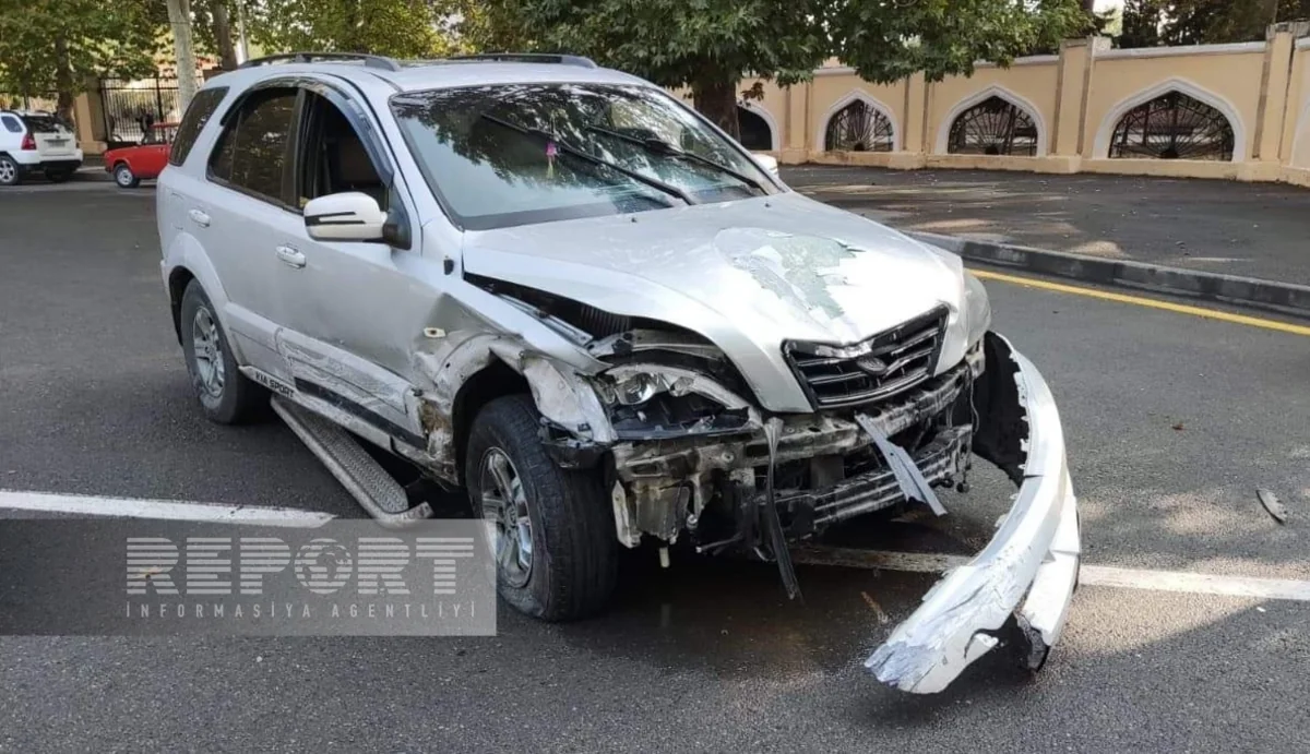 В Мингячевире автомобиль насмерть сбил двух пешеходов
