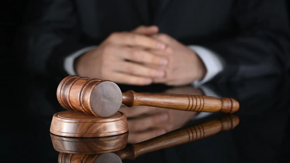 Bağ evində xüsusi amansızlıqla qətl törədən keçmiş məhkuma hökm oxunub