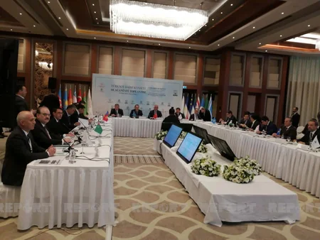 Bursada TÜRKSOY-un Daimi Şurasının növbədənkənar iclası başlayıb