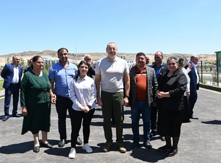 Prezident və birinci xanım Zəngilanda “Ağıllı kənd”in açılışını ediblər