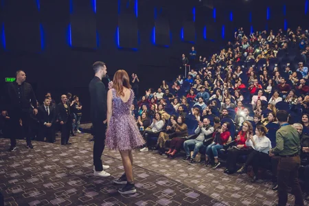 Мурат Боз и Седа Бакан в CinemaPlus - ВИДЕО